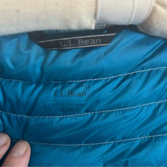 L.L. Bean Ultralight 850 Down Sweater Hooded Jacket - Sz XS - Picture 12 of 14